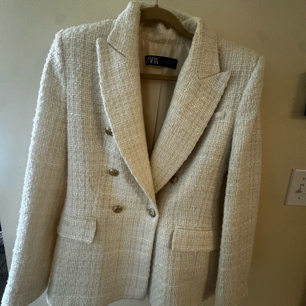 Zara Ivory Tweed Double-Breasted Blazer
